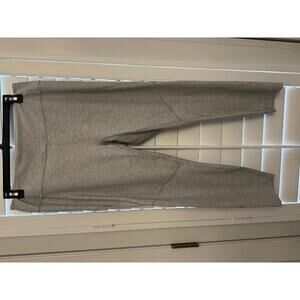 Outdoor Voices warmup crop leggings in dove gray size Large